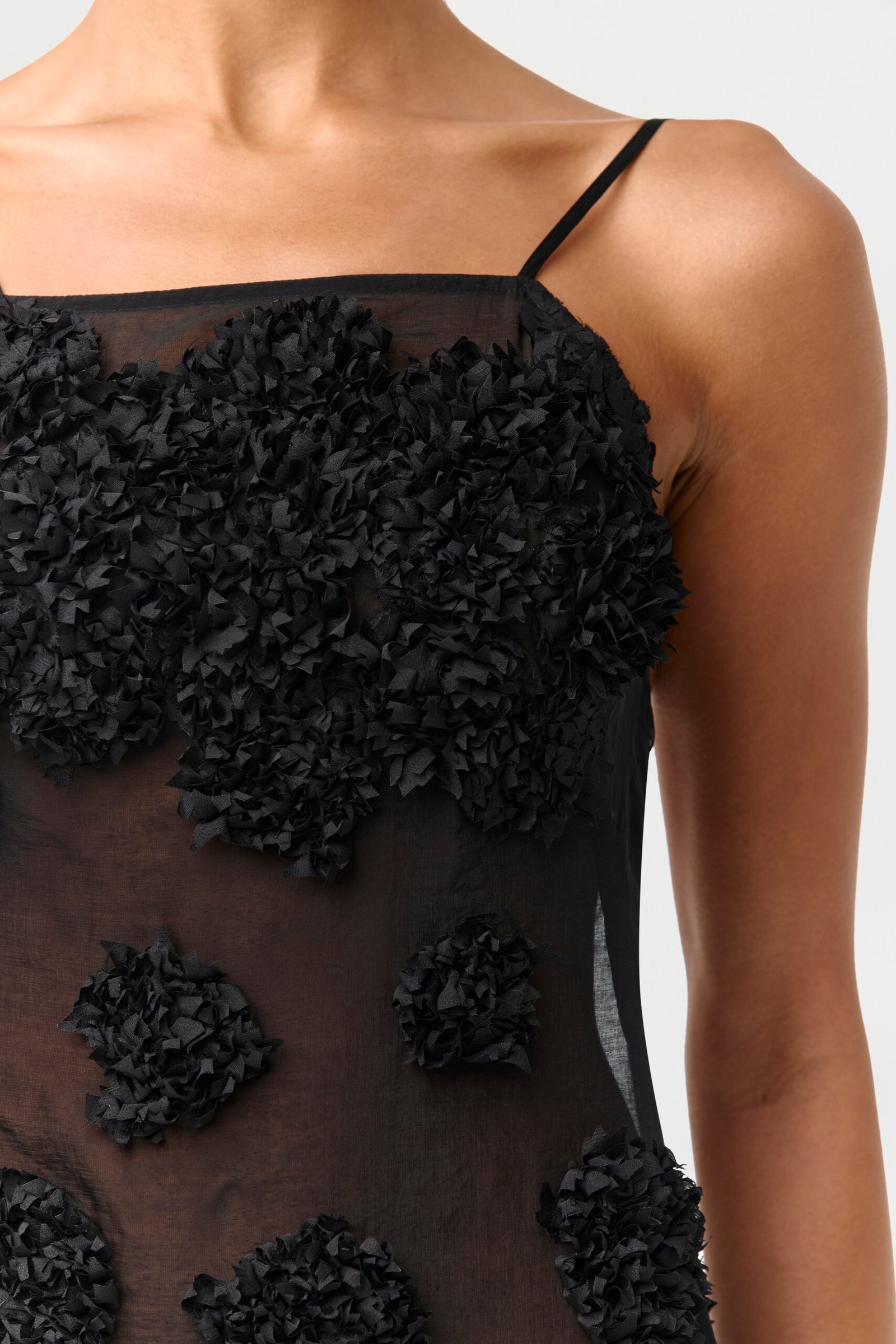 Floral Appliqu?? Open Back Dress - Image 6